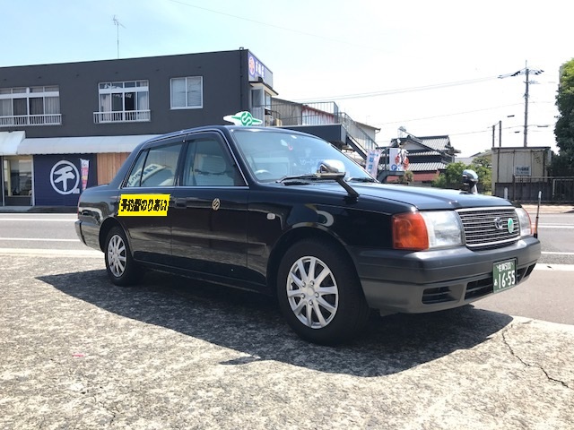 予約型のりあいタクシー車両