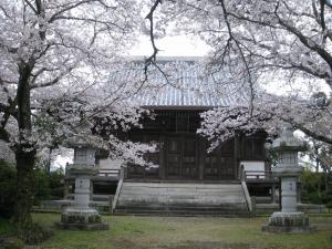 誕生院