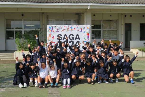 R5.11.15 北鹿島小学校リーフレット発表会 記念撮影