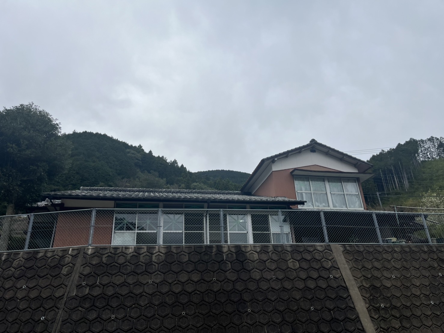 detached 6-1

三河内

(広平)